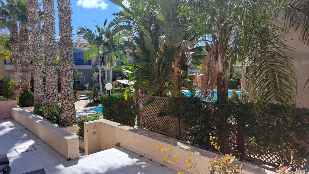 Zom Holiday Apartment Paphos Exterior photo